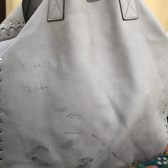 New HENRI BENDEL Gray Silver Studded Leather Puzzled Tote Bag w/ Makeup Case